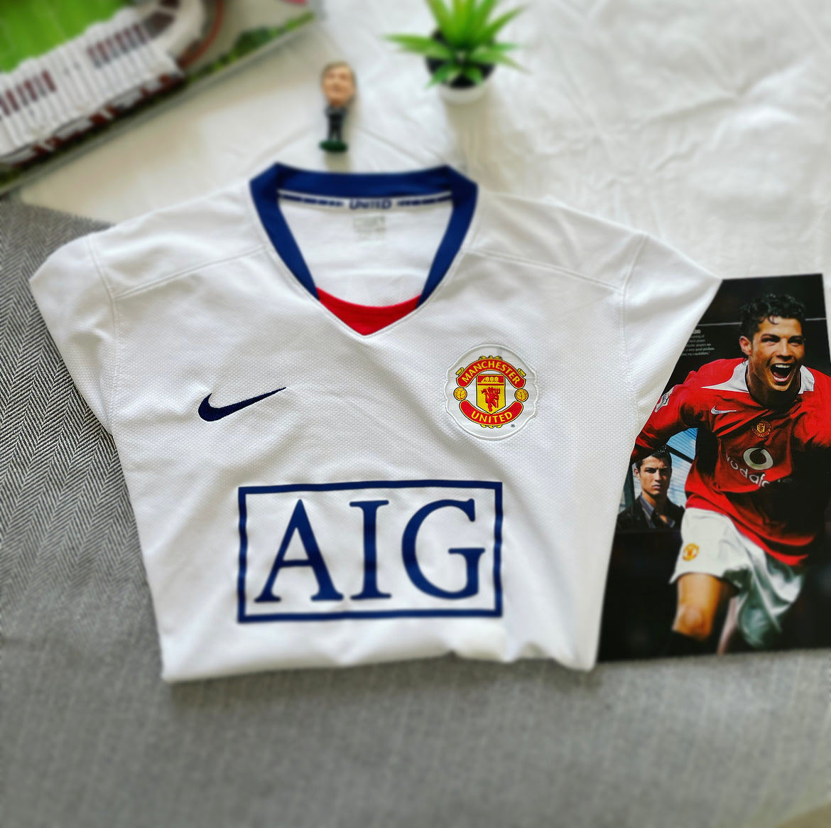 2008-09 Manchester United Away Shirt | Ronaldo #7 | Very Good | Large