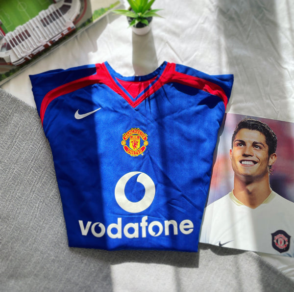 2005-06 Manchester United Away Shirt Ronaldo #7 | Good | S