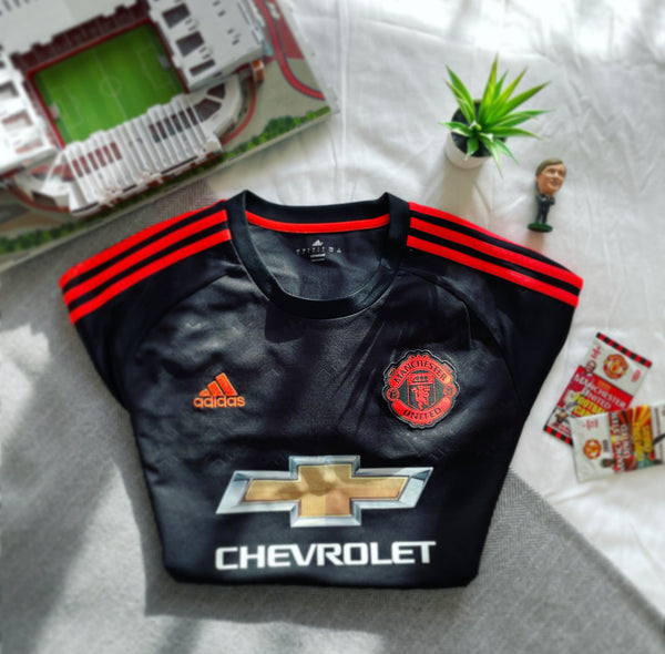 2015-16 Manchester United Third Shirt | Shaw #23 | Mint | Large