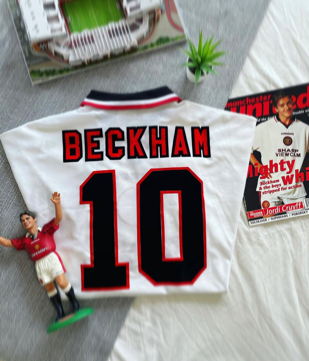1996-97 Manchester United Away Shirt Beckham #10 | Very Good | XL