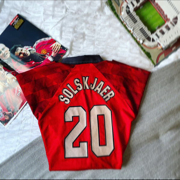 1996-98 Manchester United Home Shirt | Solskjaer #20 | Good | Large