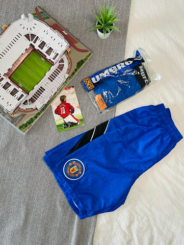 1996-98 Manchester United Third Shorts & Socks | Mint | Medium