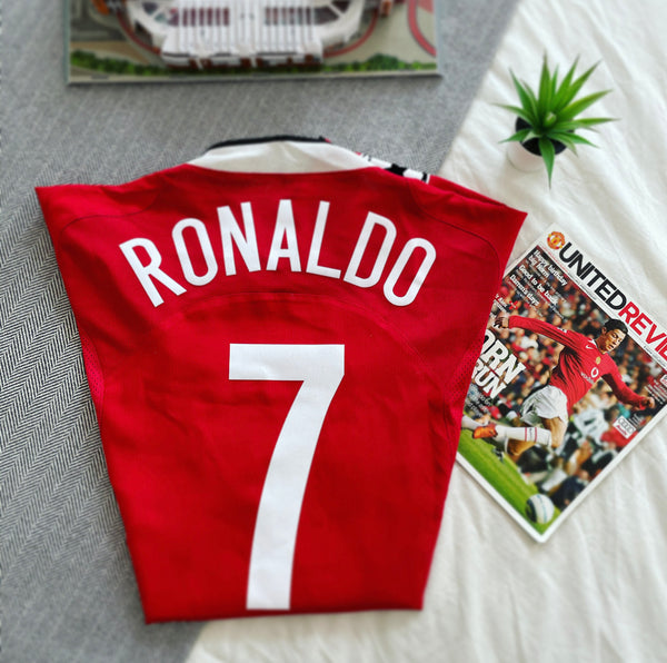 2004-06 Manchester United Home Shirt | Ronaldo #7 | Very Good | M