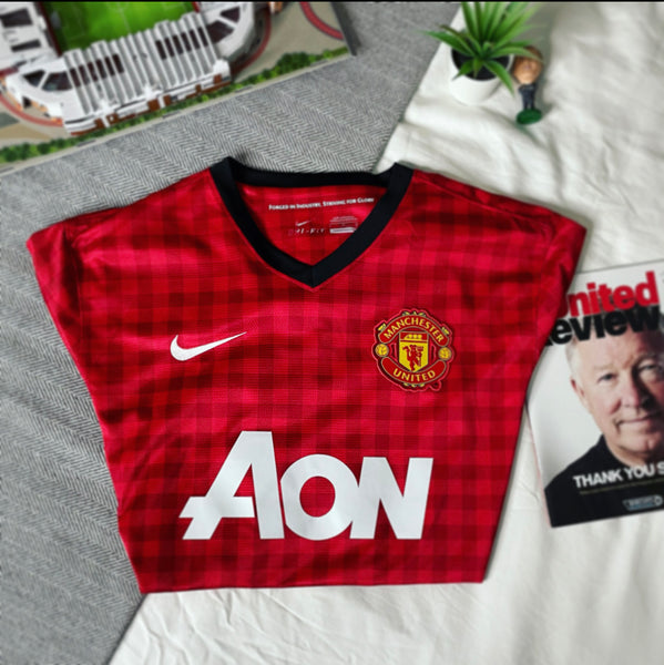 2012-13 Manchester United Home Shirt | van Persie #20 | Very Good | L