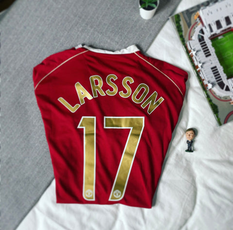 2006-07 Manchester United Home Shirt Larsson #17 | Good | XL