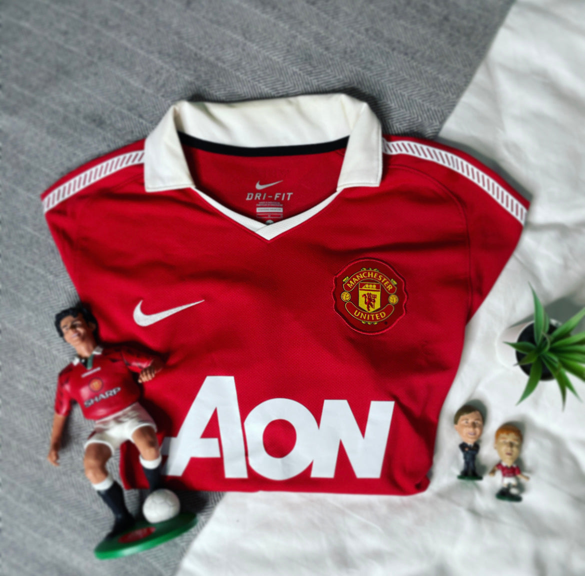 2010-11 Manchester United Home Shirt Longsleeve Rooney #10 | Mint | XL