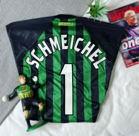 1997-98 Manchester United Goalkeeper Shirt Schmeichel #1 | Good | L