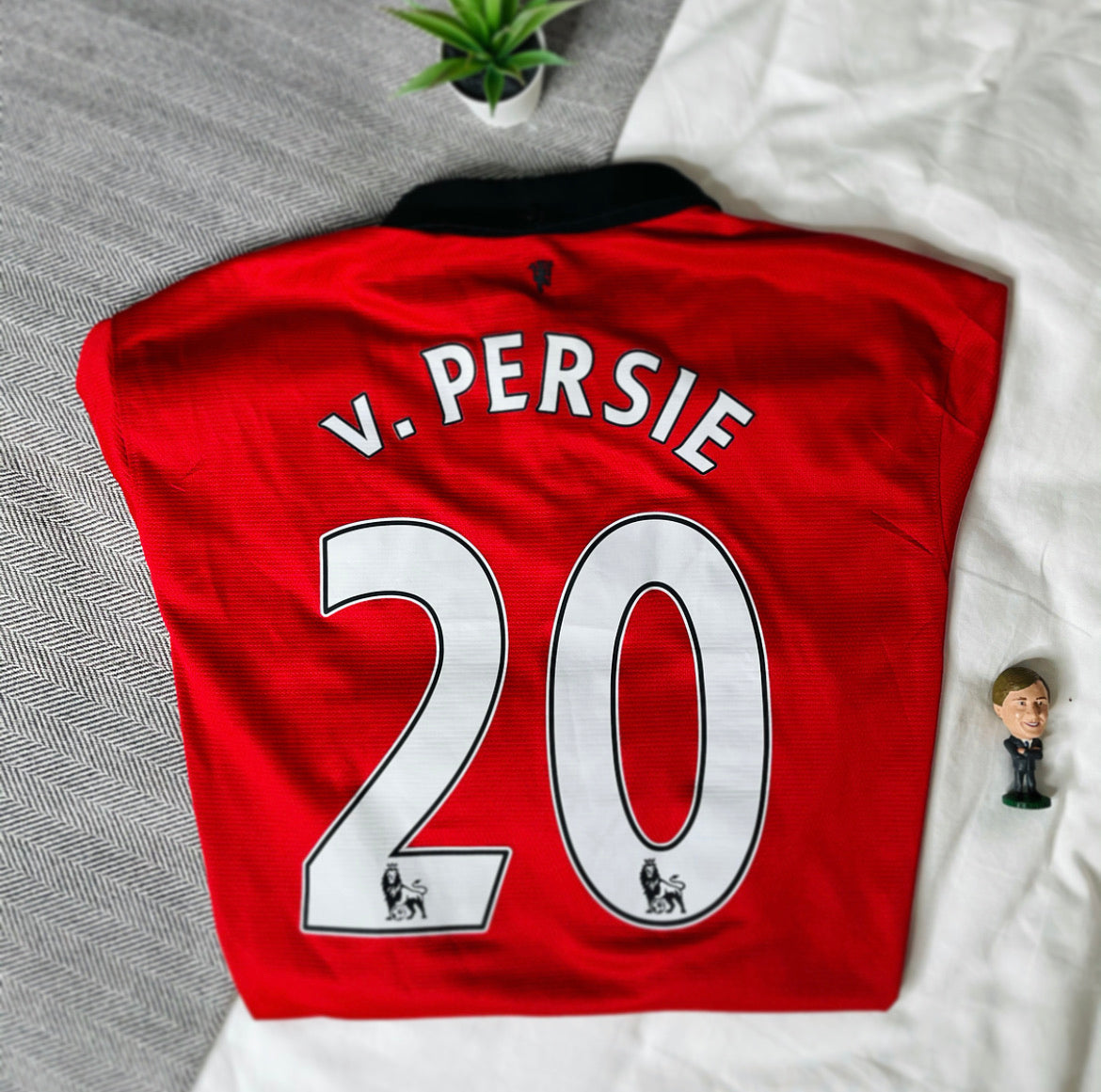 2013-14 Manchester United Home Shirt van Persie #20 | Mint | XL