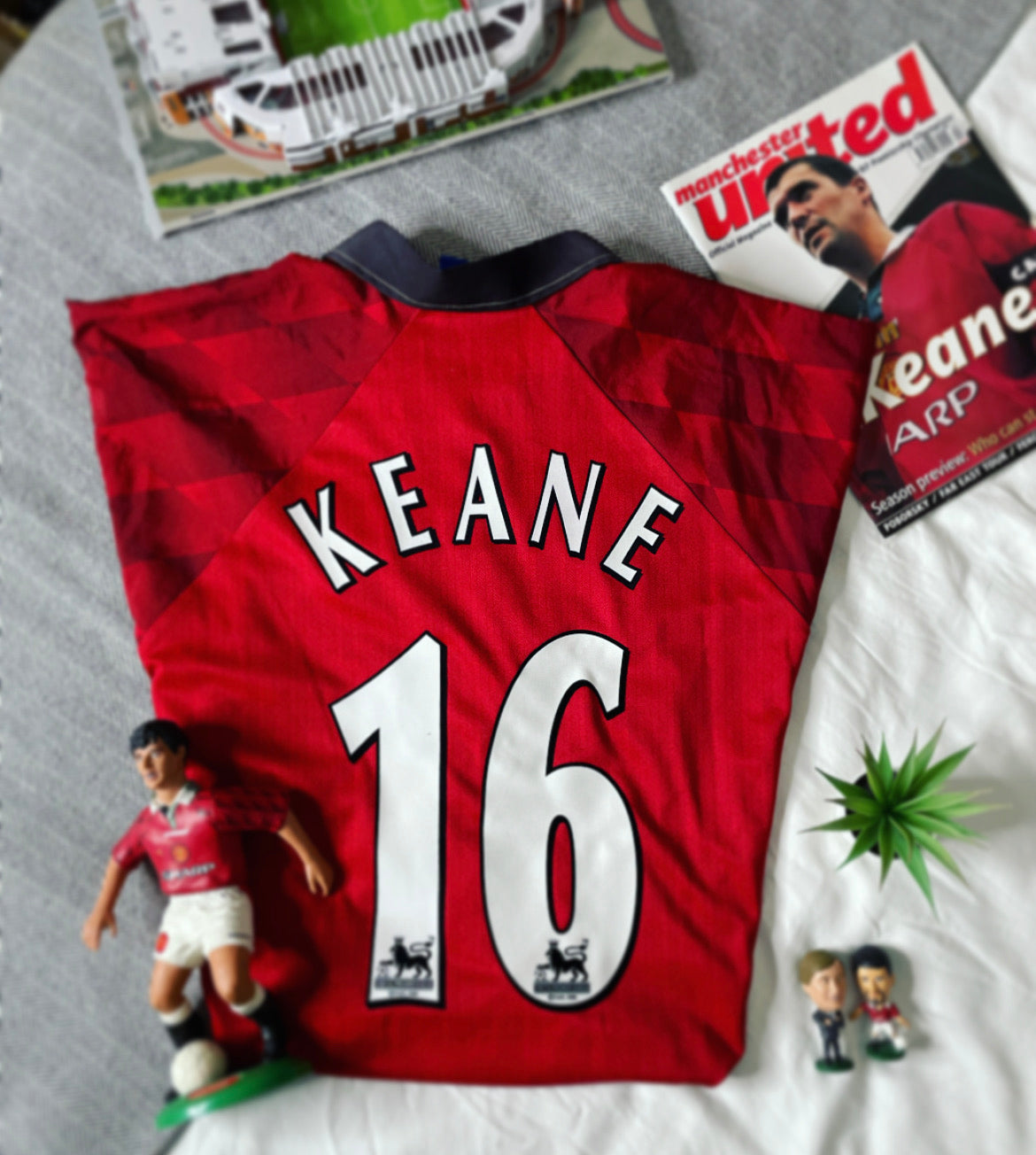 1996-98 Manchester United Home Shirt | Keane #16 | Good | L