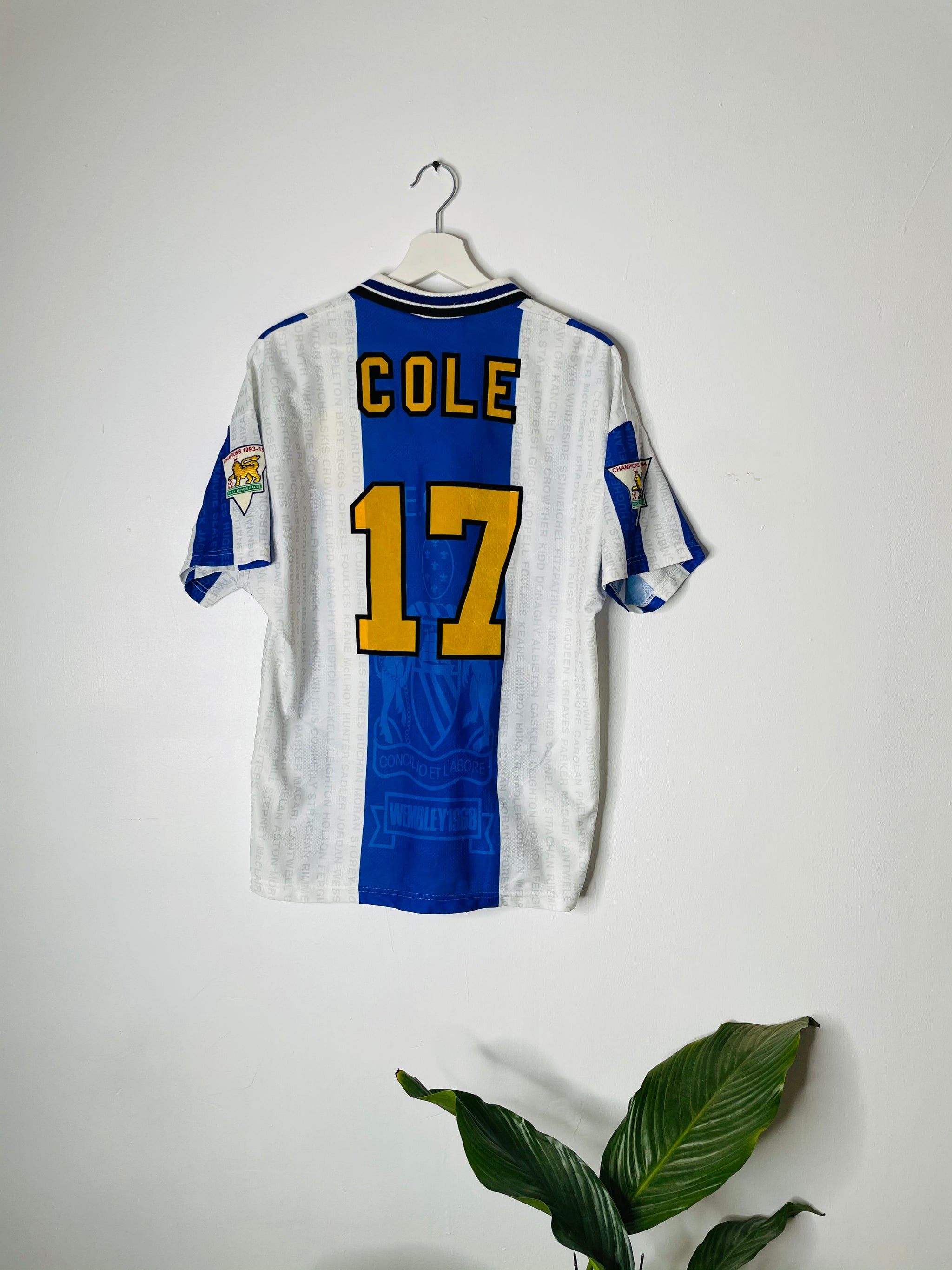 1994-96 Manchester United Third Shirt Cole #17 | Very Good 1994-96 Manchester United Third Shirt Cole #17 | Very Good