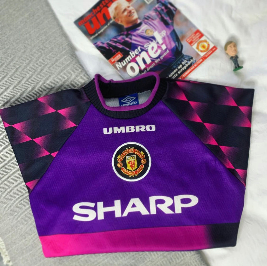 Retro Manchester United Home Jersey 1996/97 By Umbro