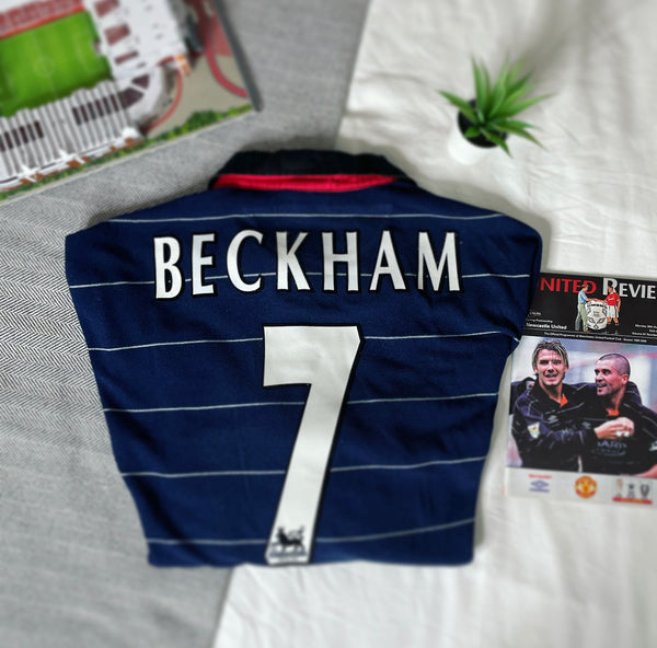 1999-00 Manchester United Away Longsleeve | Beckham #7 | Very Good | L