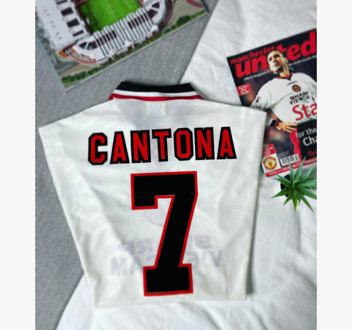 1996-97 Manchester United Away Shirt Cantona #7 | Very Good | L