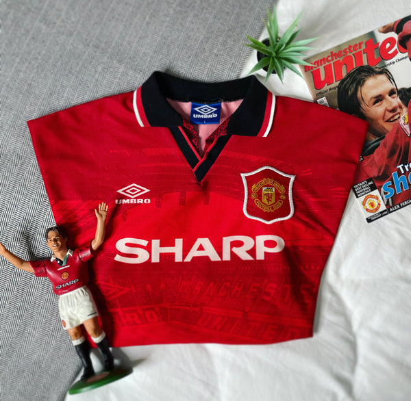 1994-96 Manchester United Home Shirt Beckham #24 | Mint | L