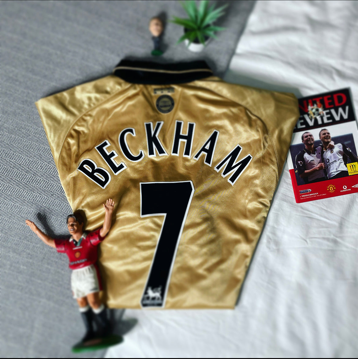 2001-02 Manchester United Third Reversible Centenary Shirt | Beckham #7 | Mint | Medium