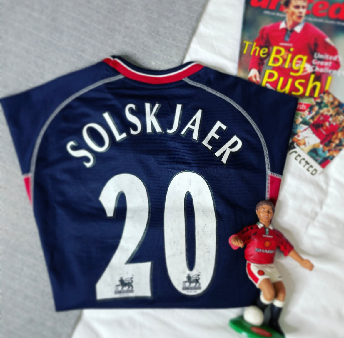 2000-01 Solskjaer Manchester United Third Shirt Solskjaer #20 | Excellent | L